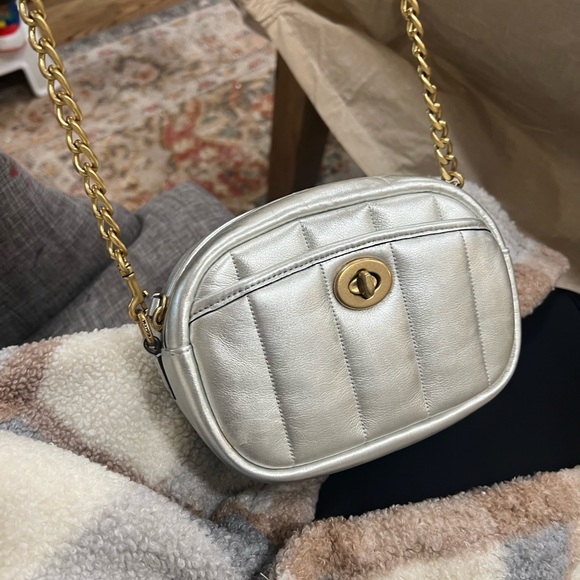 Silver coach bag amazing condition - Picture 9 of 9